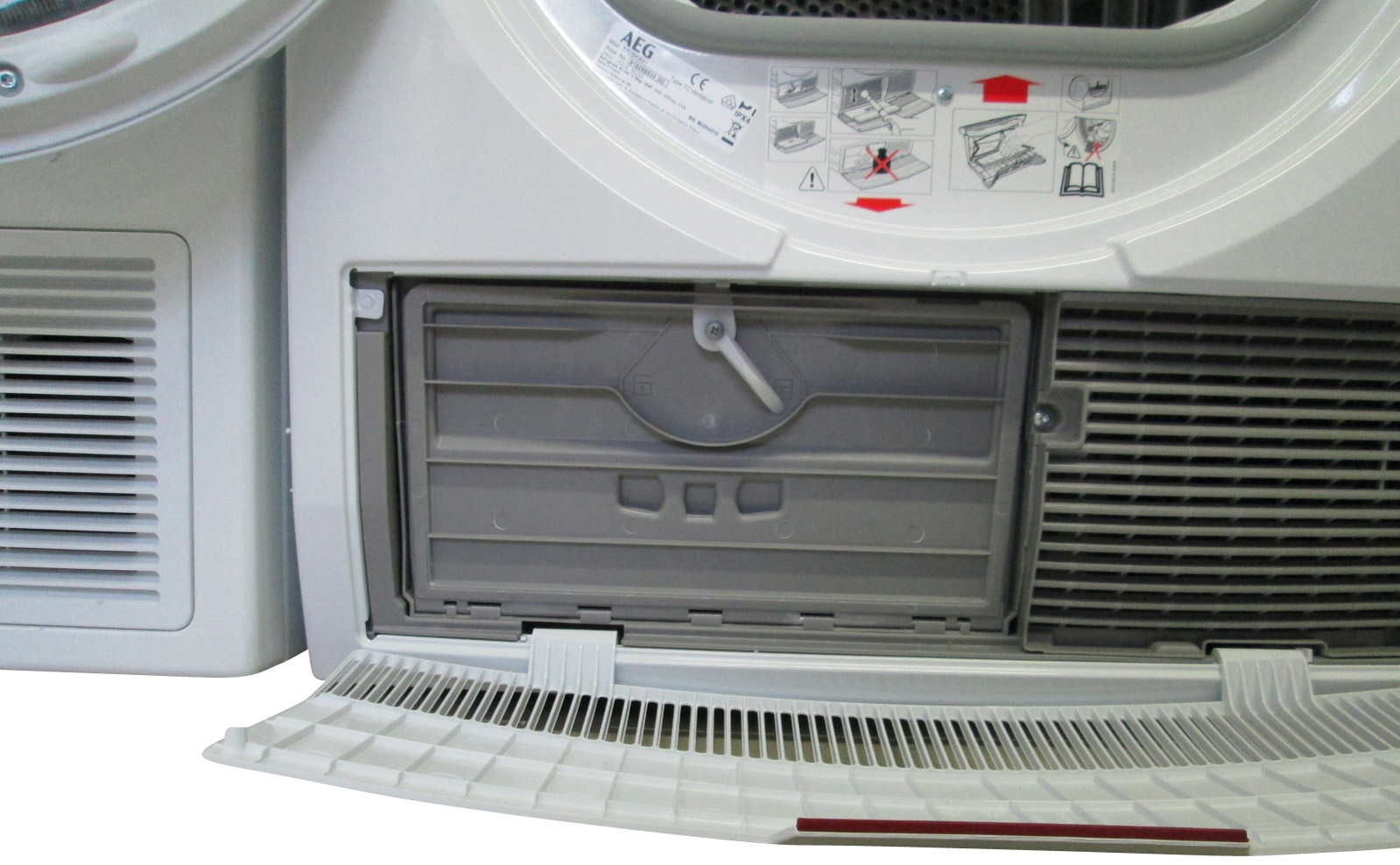 AEG T7DBK841