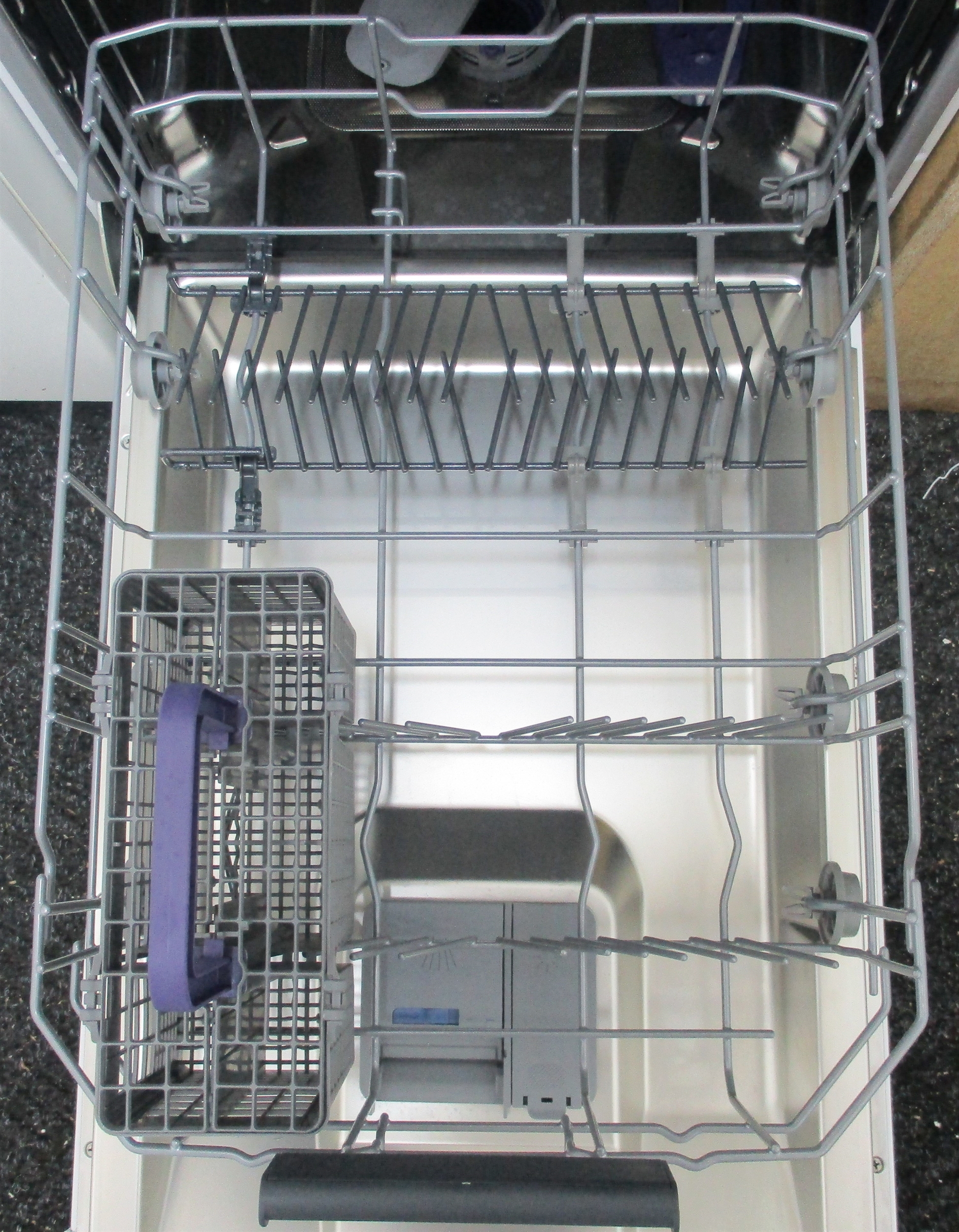 BEKO DFS28021W