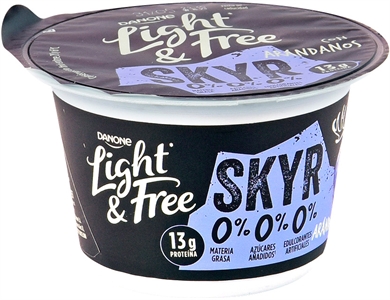 LIGHT & FREE (DANONE) SKYR CON ARÁNDANOS.