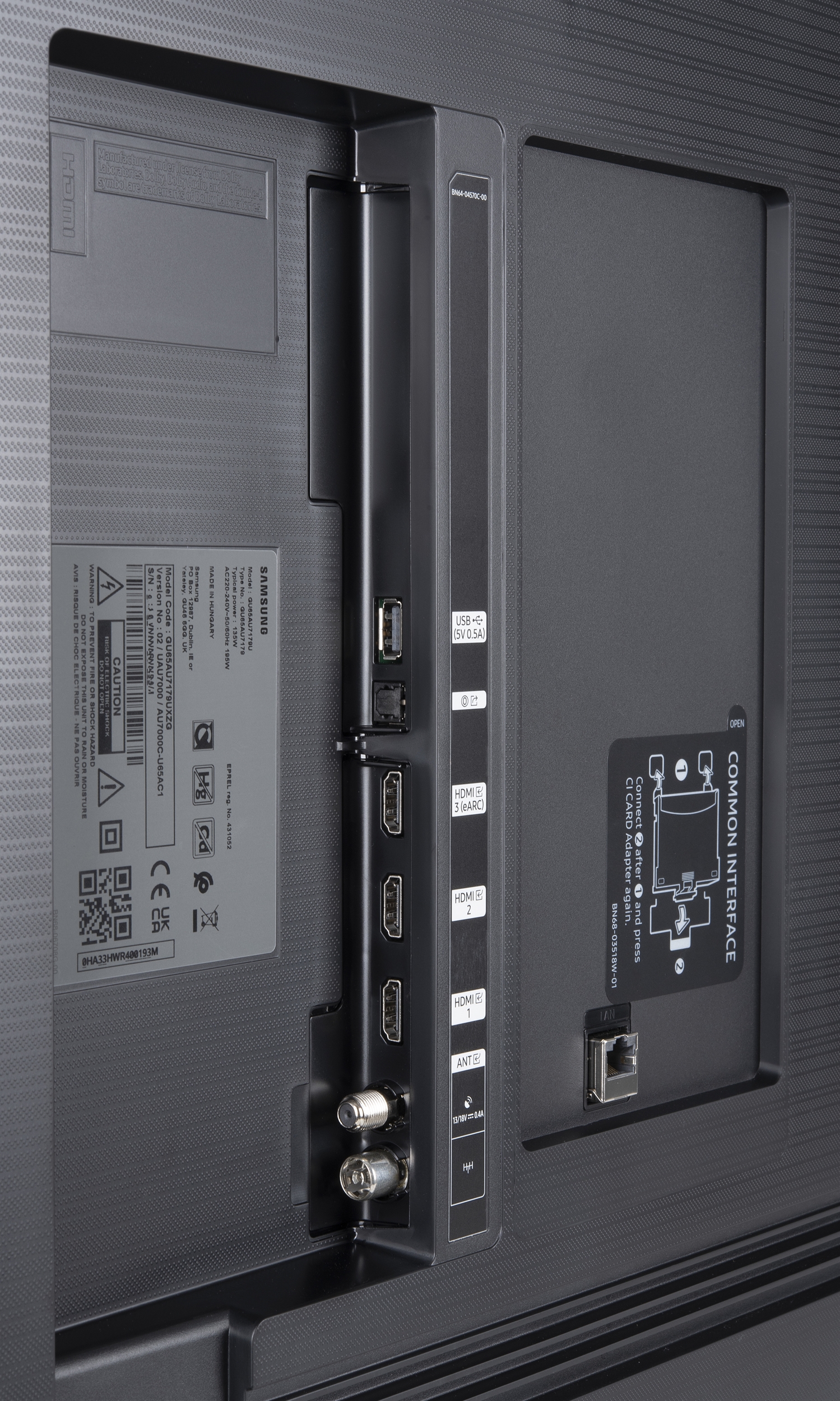 SAMSUNG UE65AU7105