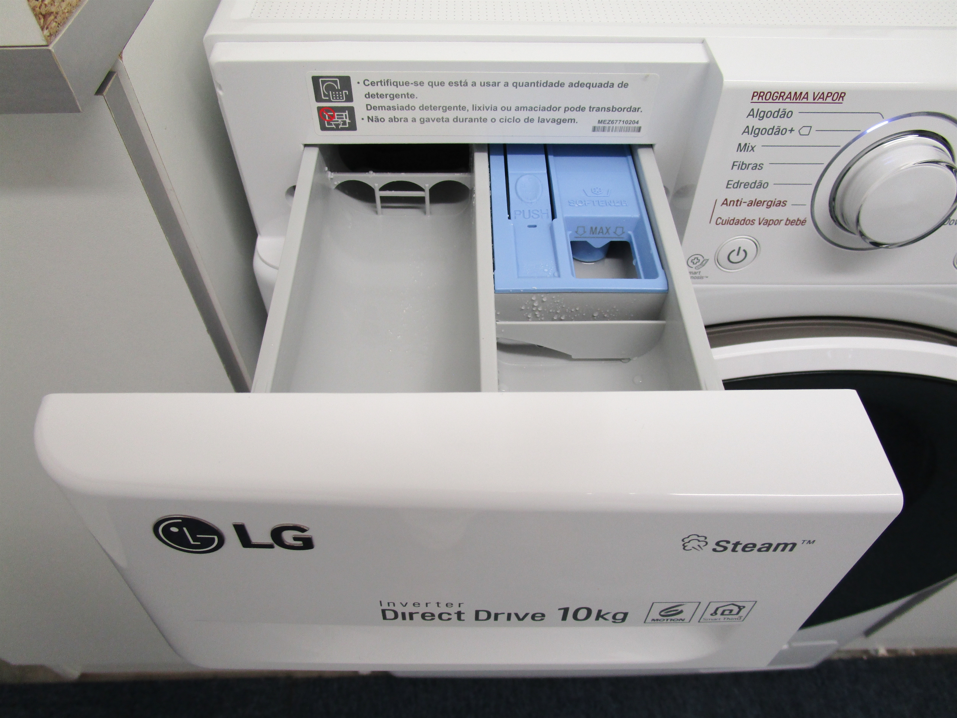 LG F4J6JY0W