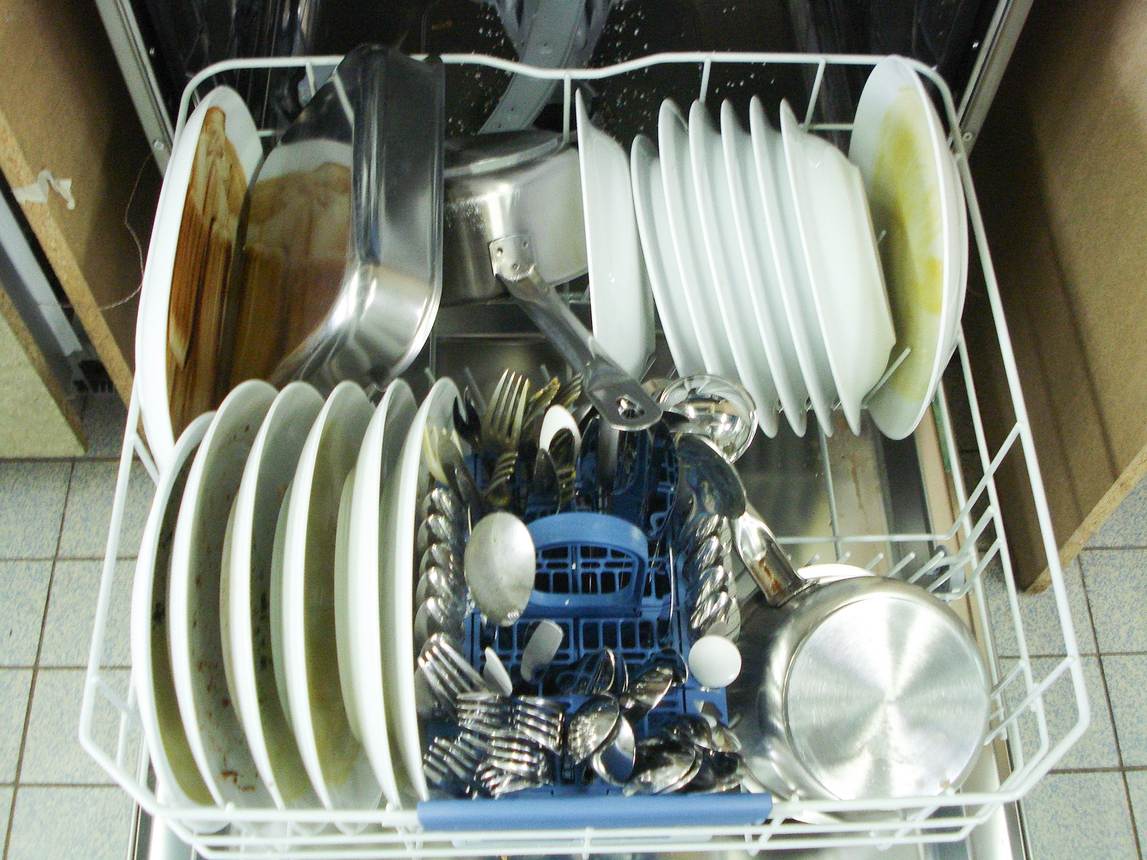 INDESIT DFP 58B+96 NX E