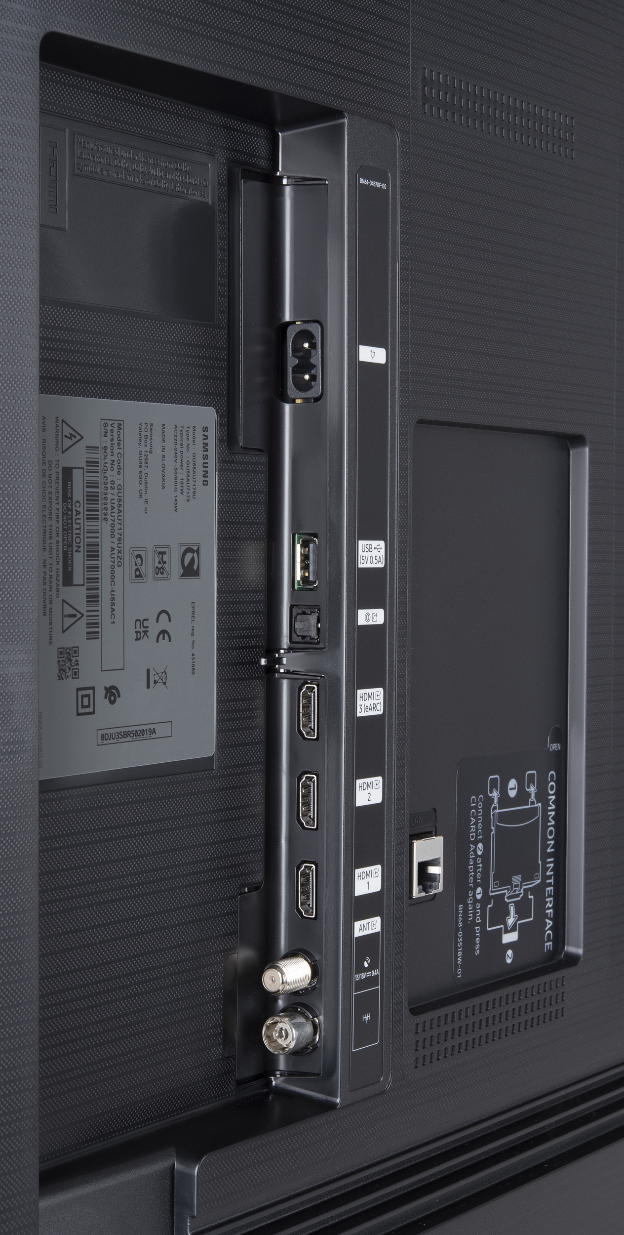 SAMSUNG UE55AU7105