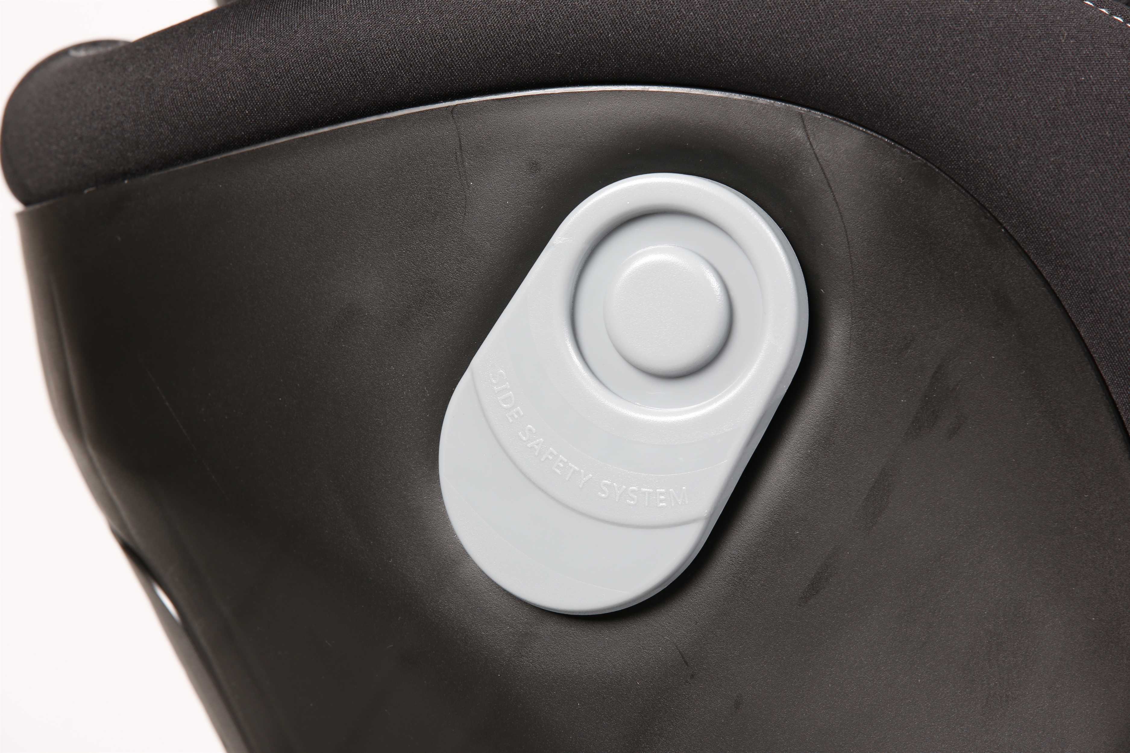 CHICCO SEAT2FIT I-SIZE